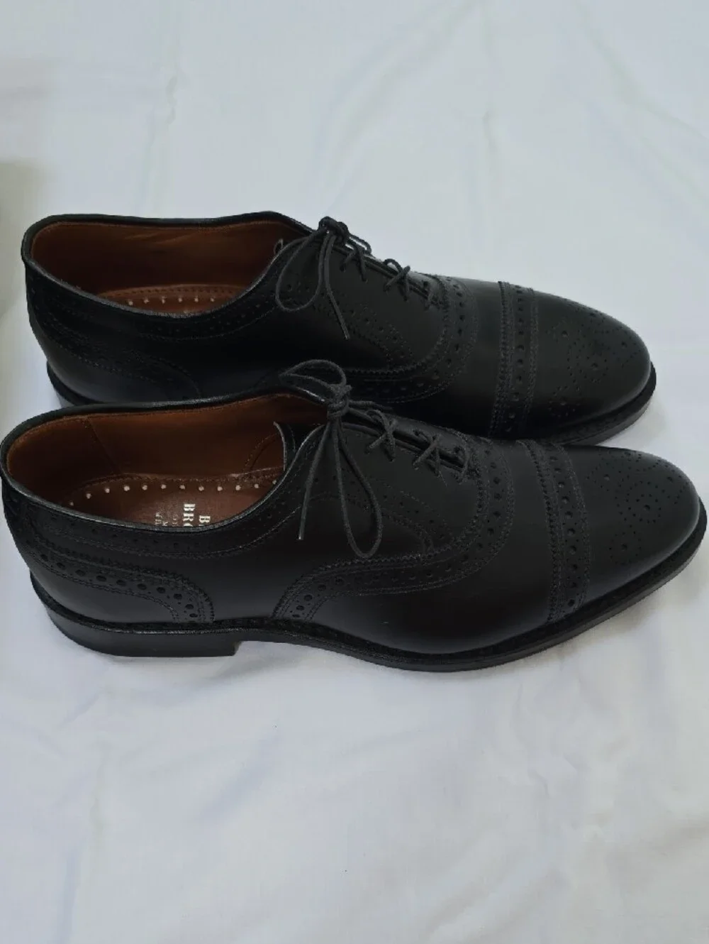 Mens Brooks Brothers Black Leather Cap-Toe Brogue Oxfords Size 7.5